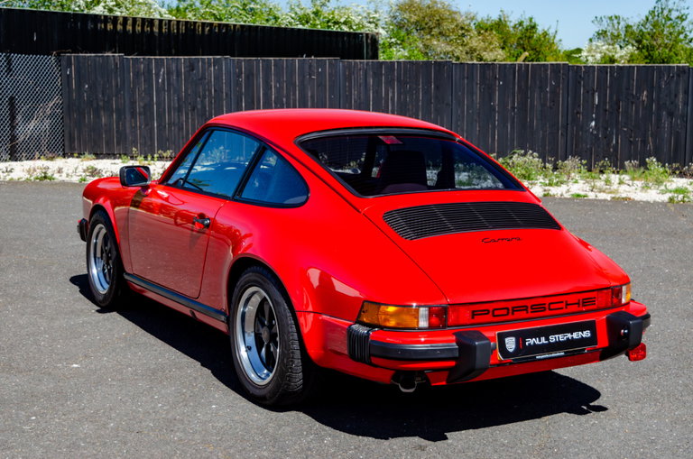 Porsche 911 Carrera 3.2