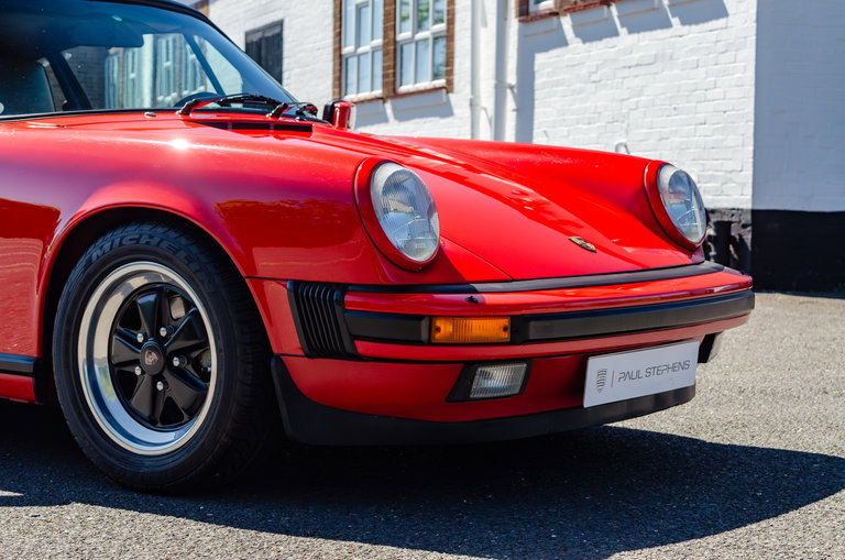 Porsche 911 Carrera 3.2