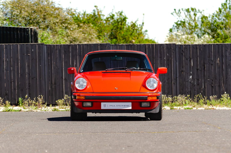 Porsche 911 Carrera 3.2