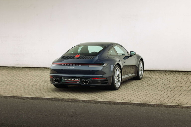 Porsche 992 Carrera