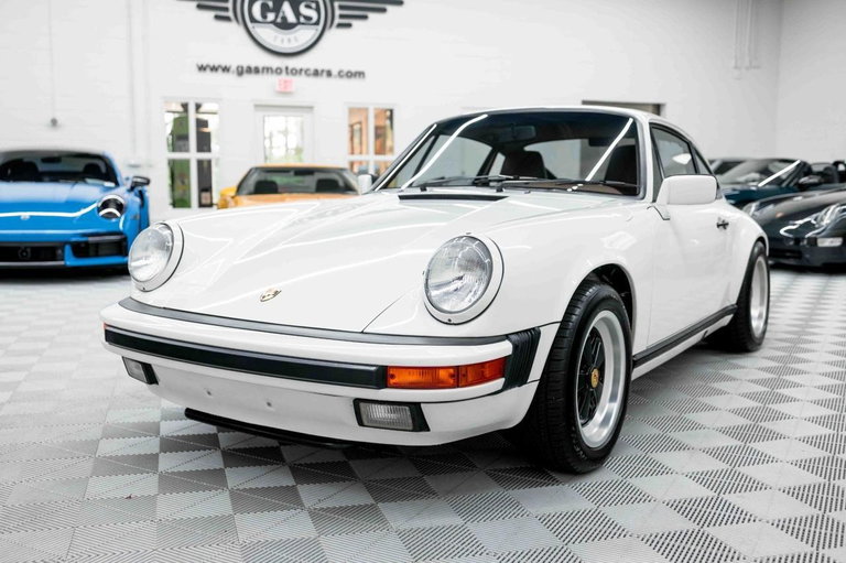 Porsche 911 Carrera 3.2