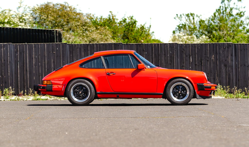Porsche 911 Carrera 3.2