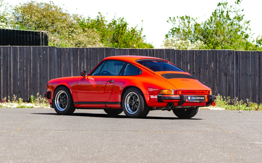 Porsche 911 Carrera 3.2