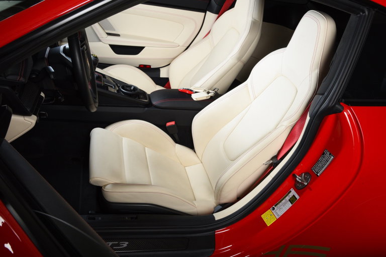 Porsche 992 GT3 Touring