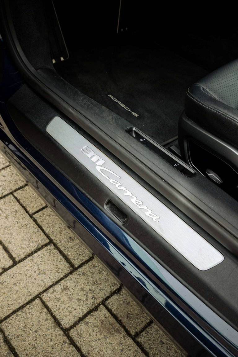 Porsche 992 Carrera