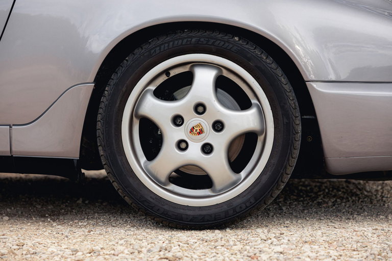 Porsche 964 Carrera 4