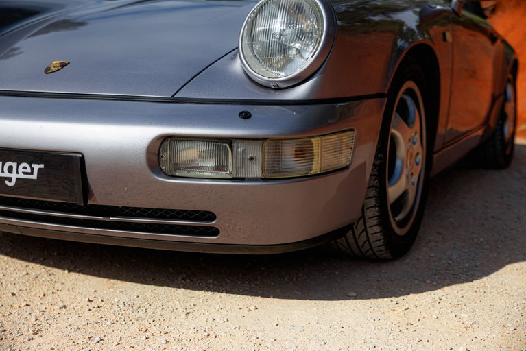 Porsche 964 Carrera 4