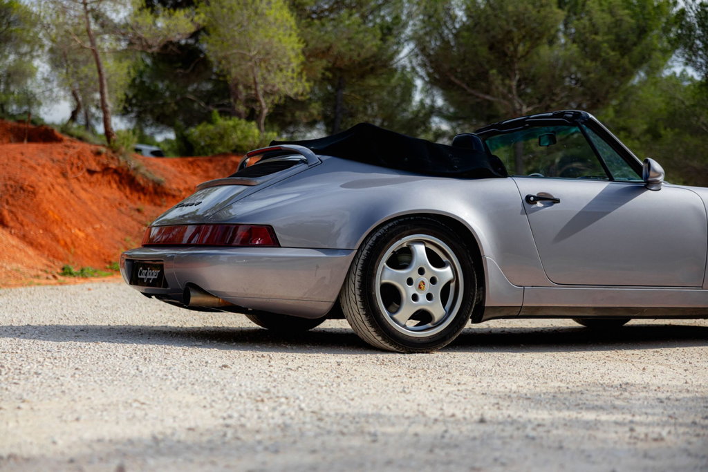 Porsche 964 Carrera 4