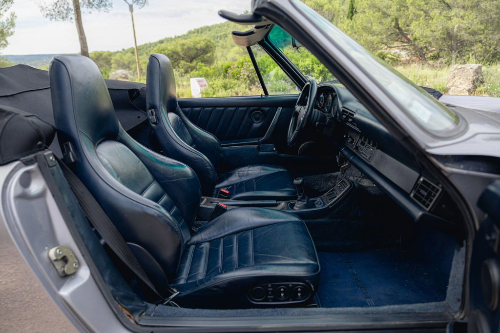 Porsche 964 Carrera 4