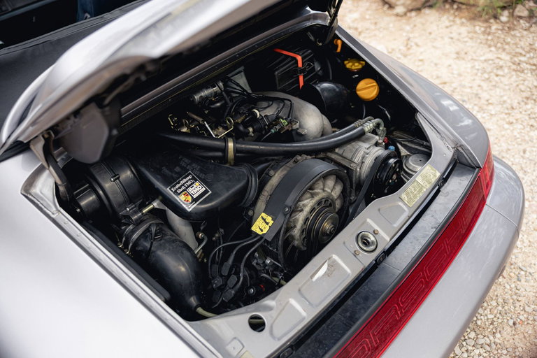 Porsche 964 Carrera 4