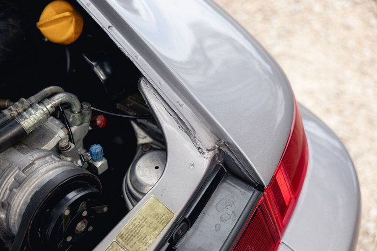 Porsche 964 Carrera 4