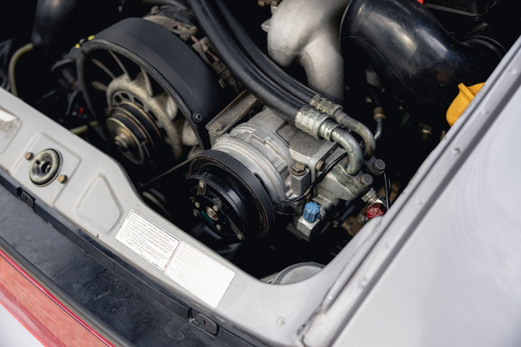 Porsche 964 Carrera 4