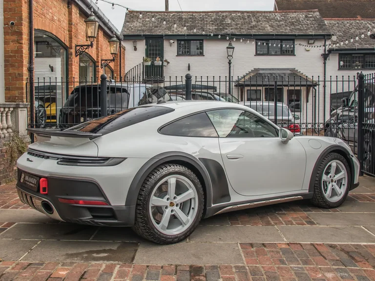 Porsche 911 Dakar