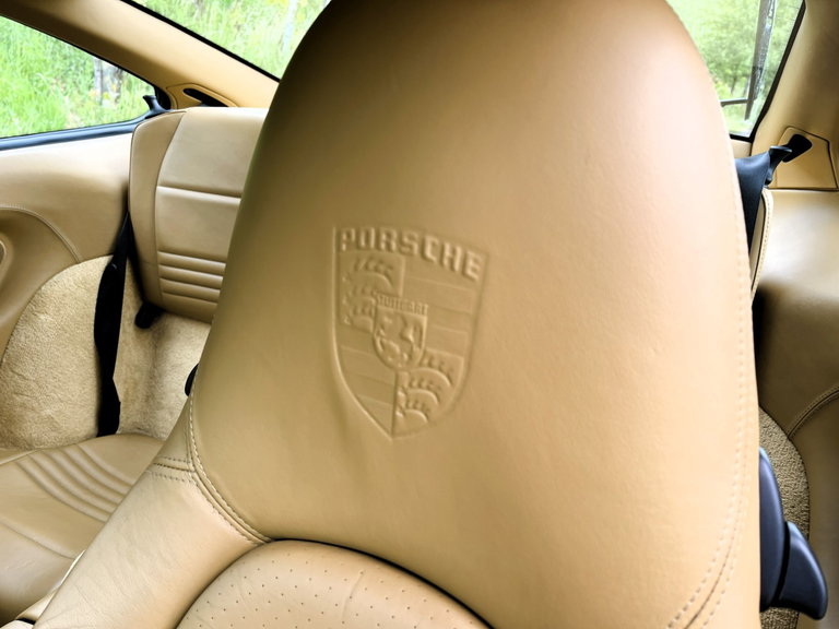 Porsche 996.2 Carrera 4