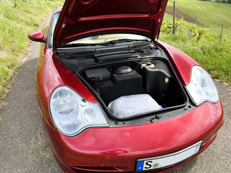 Porsche 996.2 Carrera 4