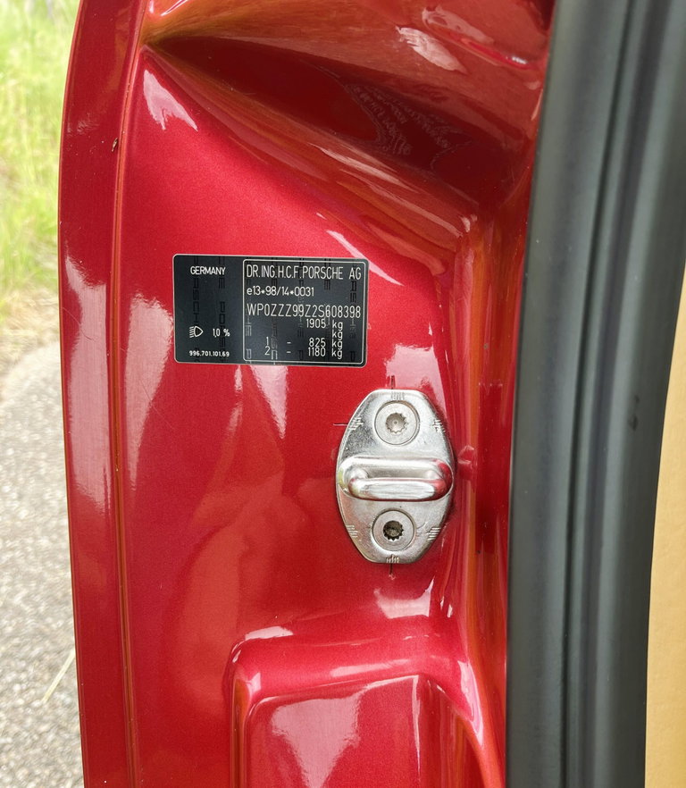 Porsche 996.2 Carrera 4