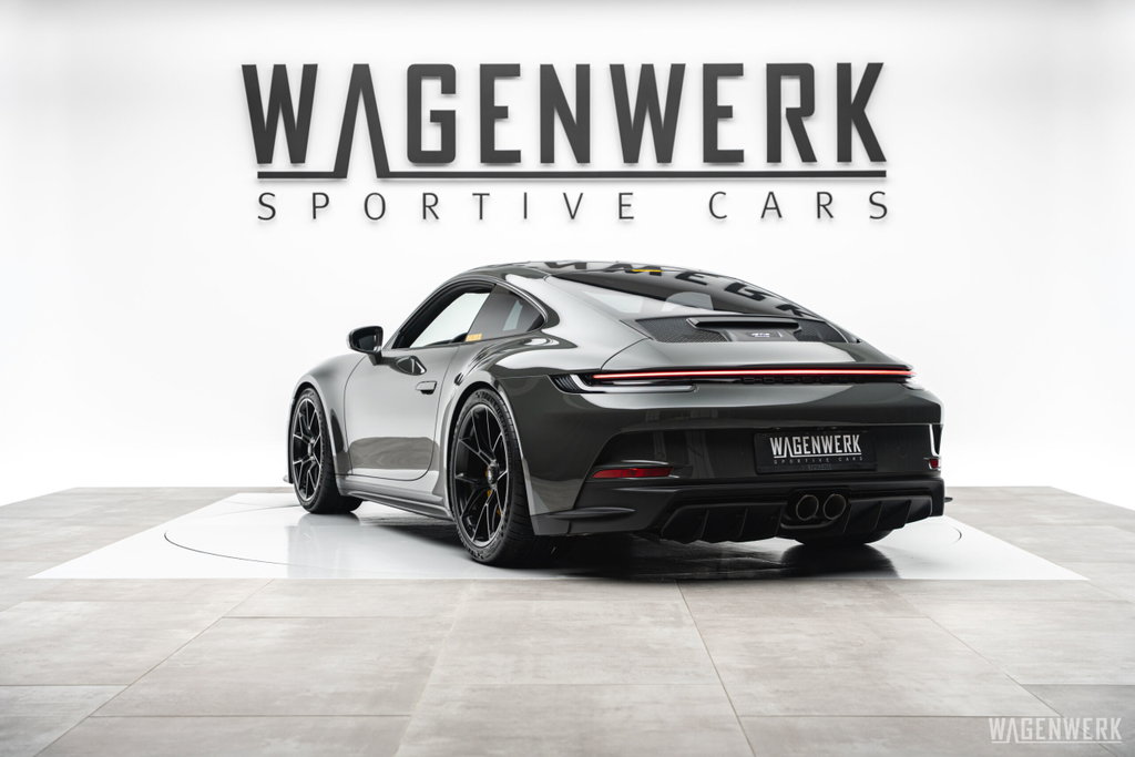 Porsche 992 GT3 Touring