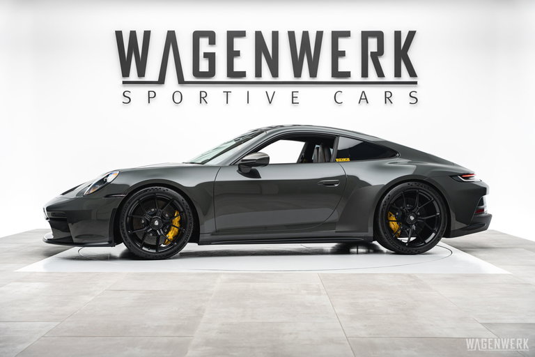 Porsche 992 GT3 Touring