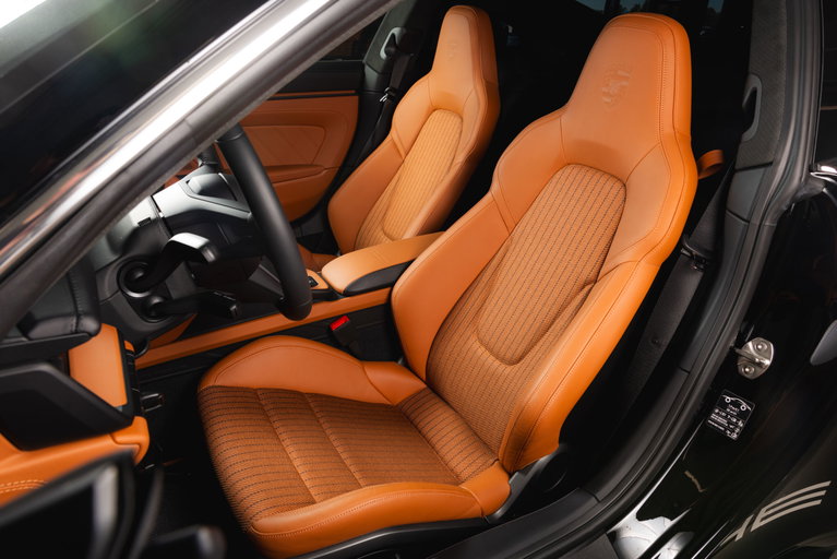 Porsche 911 S/T