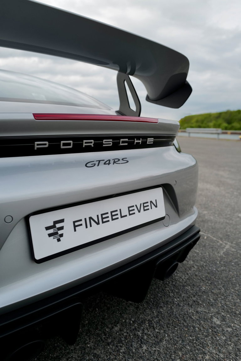 Porsche 718 Cayman GT4 RS