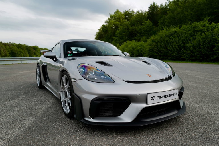 Porsche 718 Cayman GT4 RS