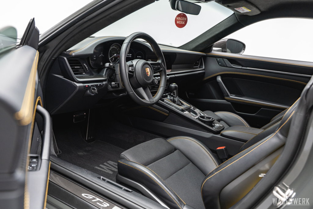 Porsche 992 GT3 Touring