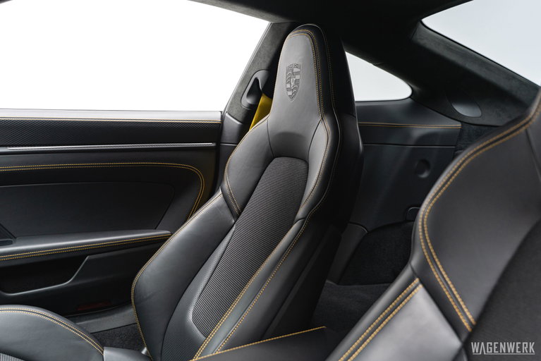 Porsche 992 GT3 Touring