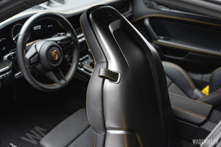 Porsche 992 GT3 Touring