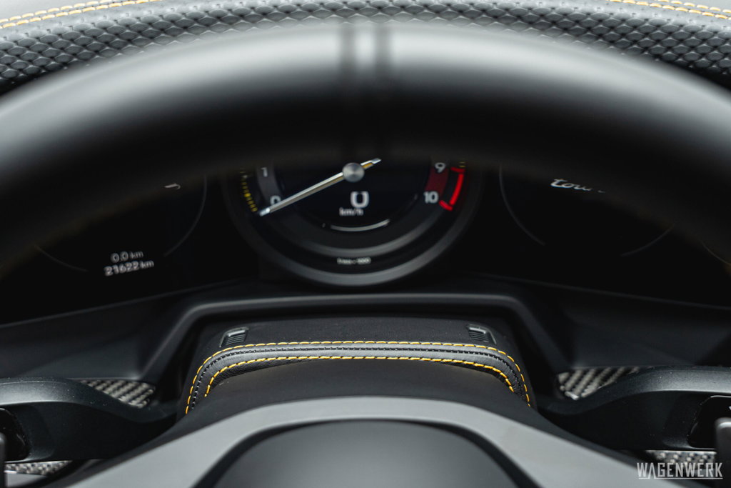 Porsche 992 GT3 Touring