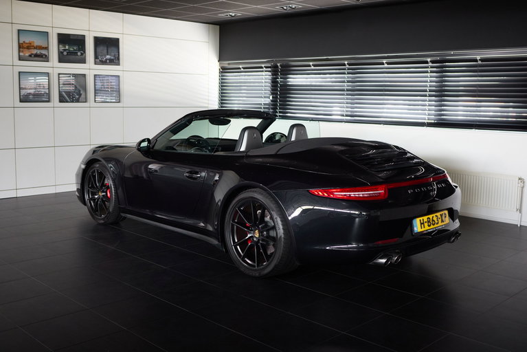 Porsche 991 Carrera 4 Black Edition