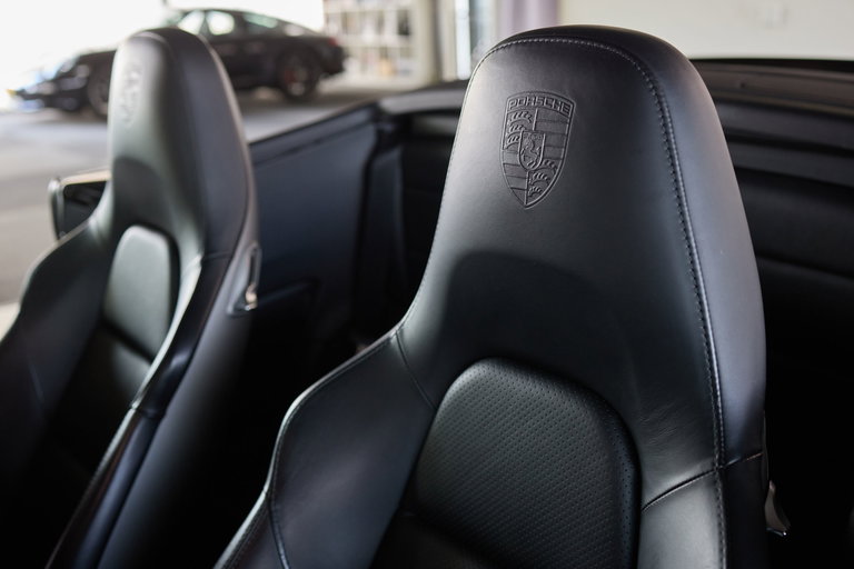 Porsche 991 Carrera 4 Black Edition