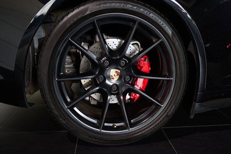 Porsche 991 Carrera 4 Black Edition