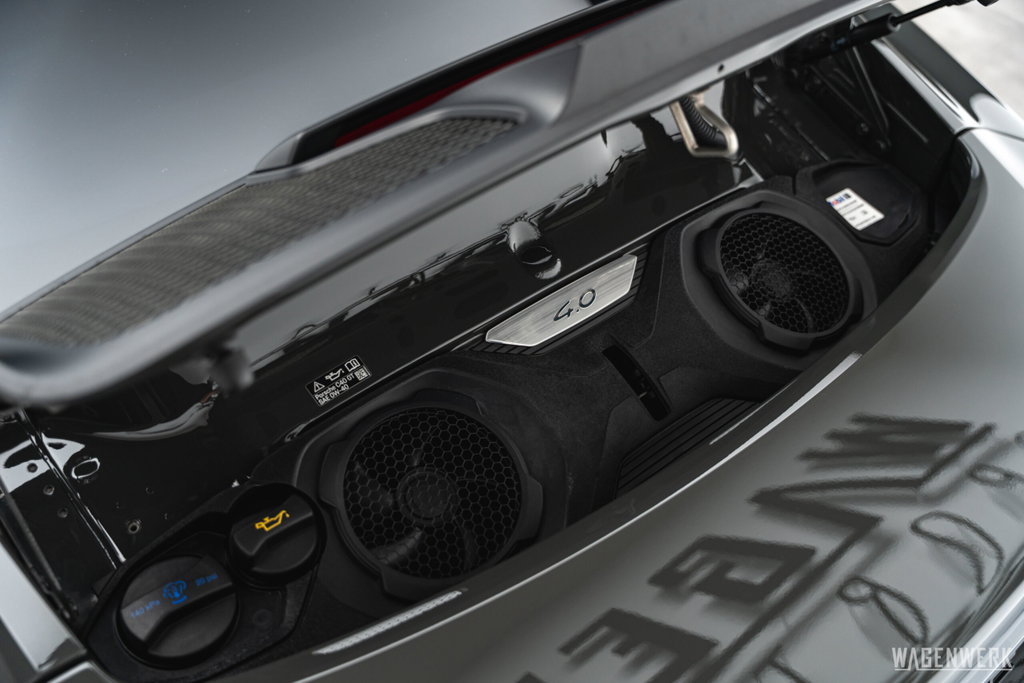 Porsche 992 GT3 Touring