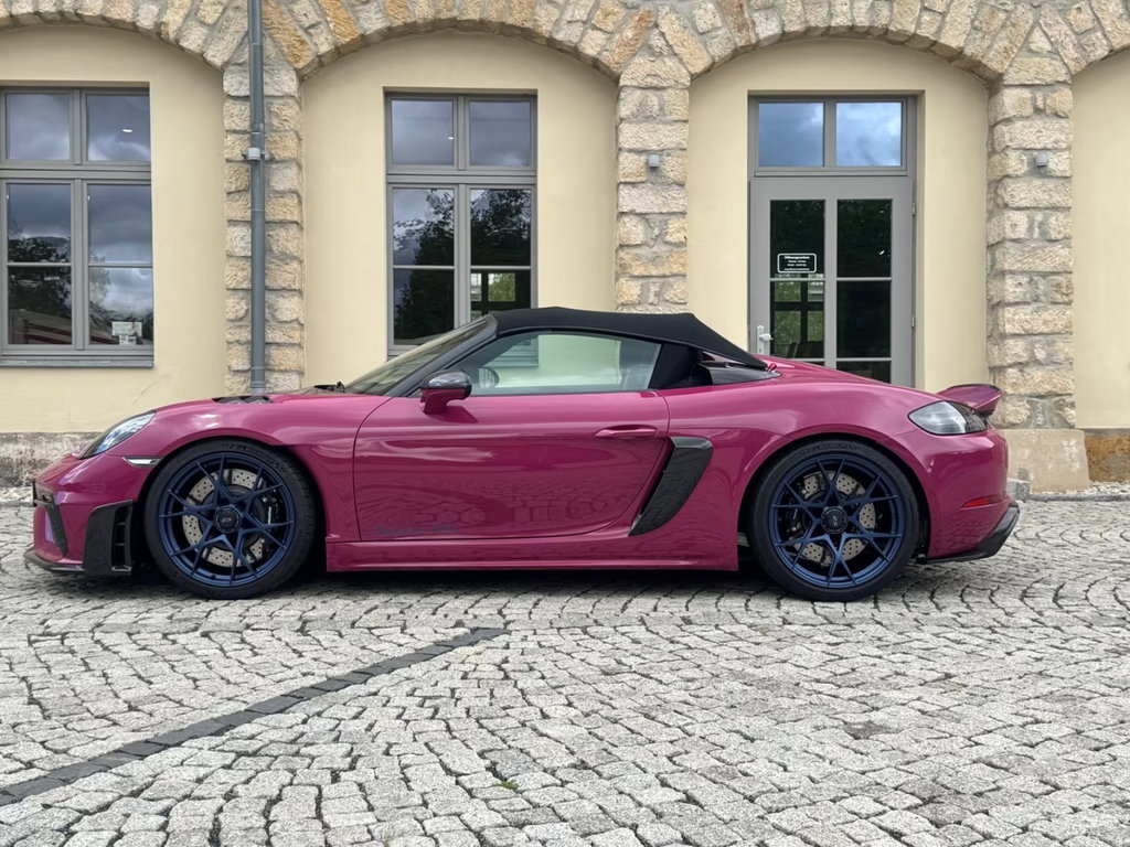 Porsche 718 Spyder RS