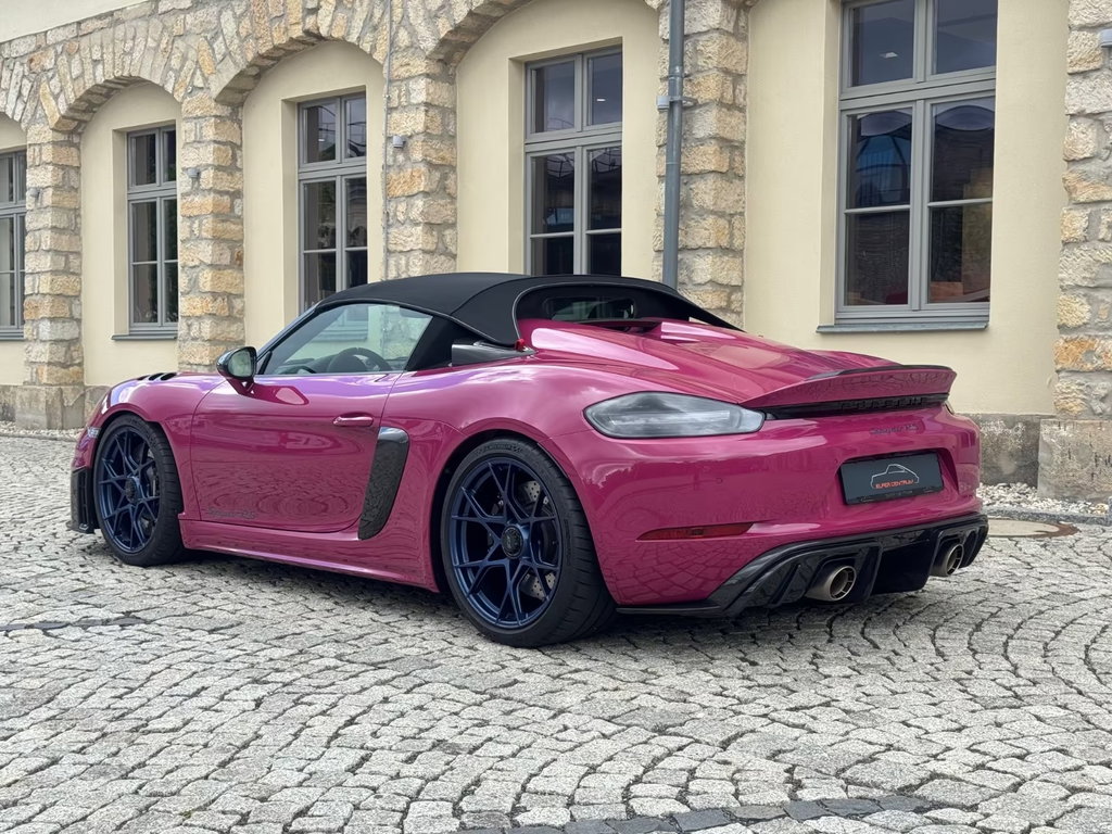 Porsche 718 Spyder RS