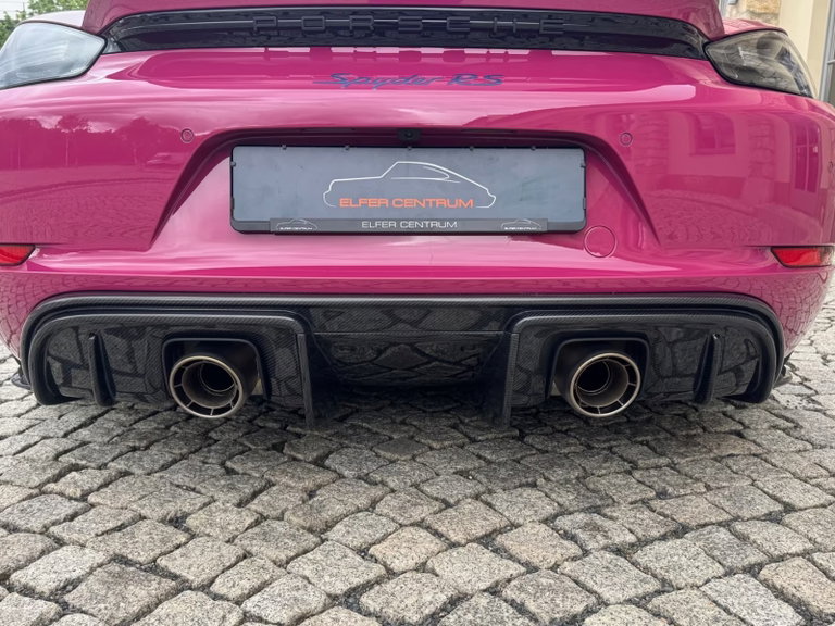 Porsche 718 Spyder RS