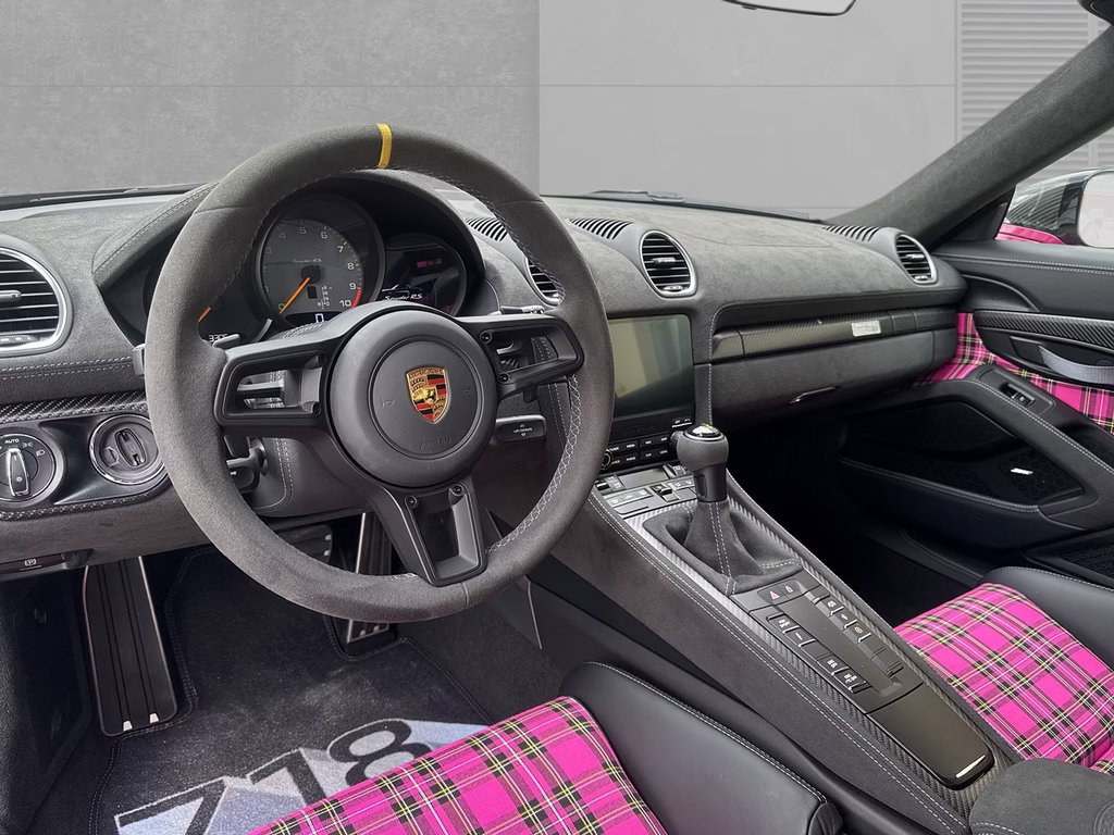 Porsche 718 Spyder RS