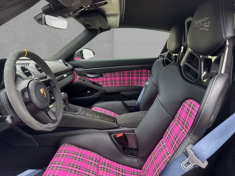 Porsche 718 Spyder RS