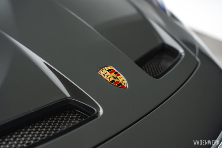 Porsche 992 GT3 Touring