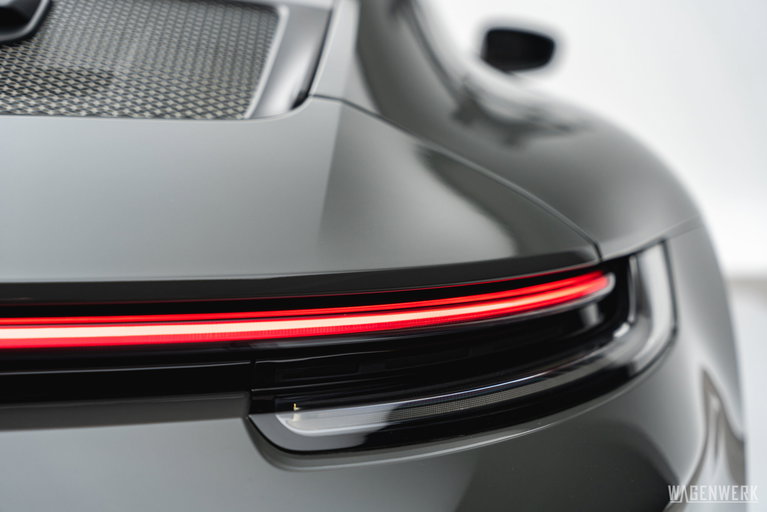 Porsche 992 GT3 Touring