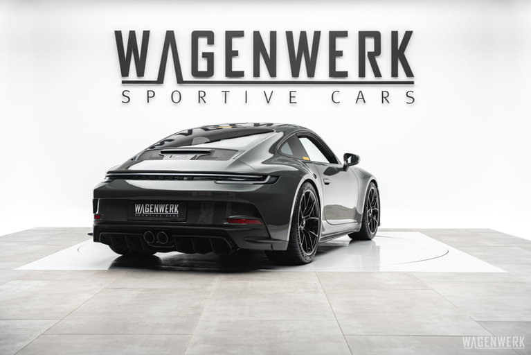 Porsche 992 GT3 Touring