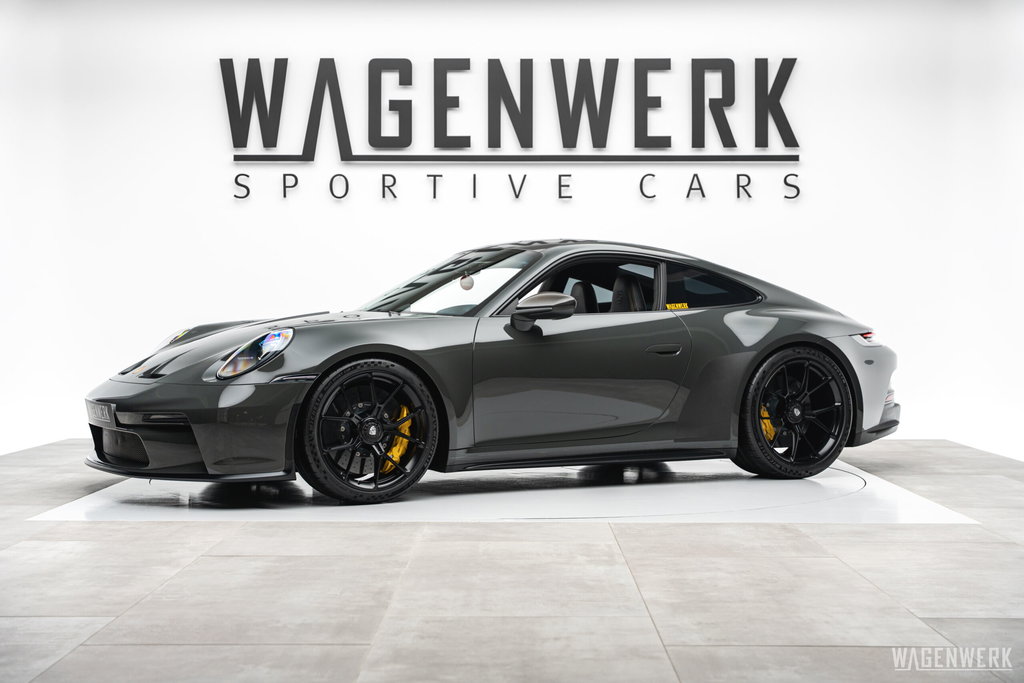 Porsche 992 GT3 Touring
