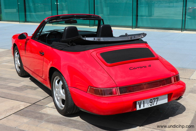 Porsche 964 Carrera 4