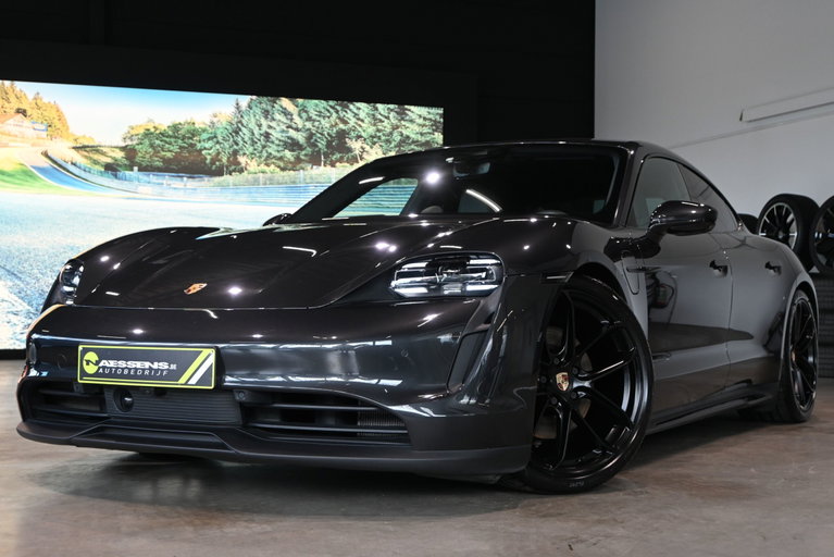 Porsche Taycan 4S