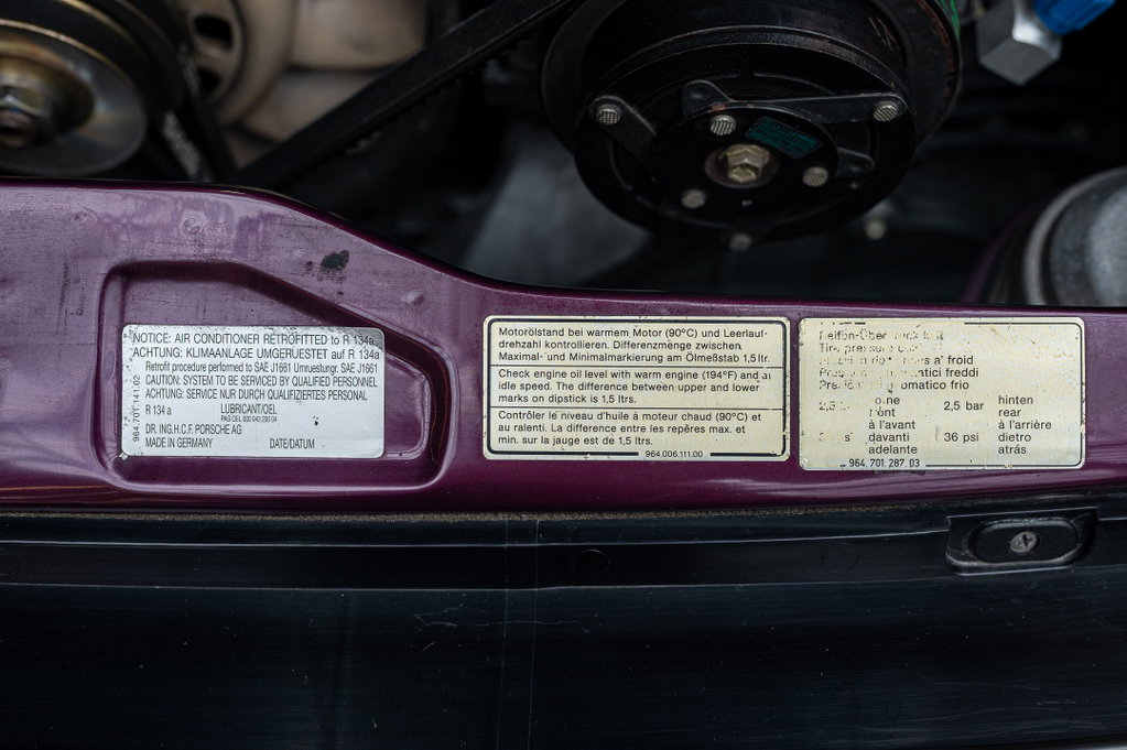 Porsche 964 Carrera 4