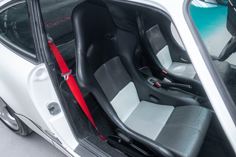Porsche 964 Carrera RS