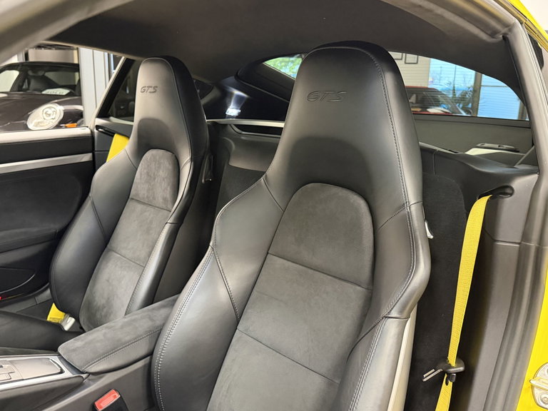 Porsche 981 Cayman GTS