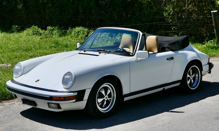 Porsche 911 Carrera 3.2 (US)