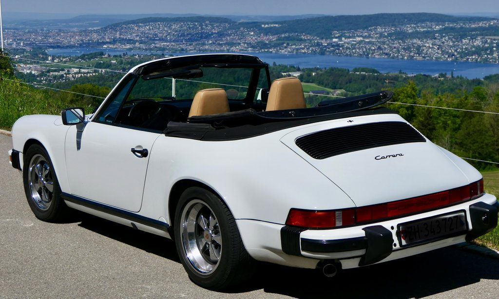Porsche 911 Carrera 3.2 (US)