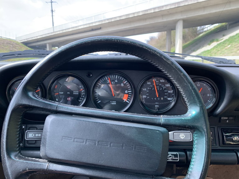 Porsche 911 Carrera 3.2 (US)